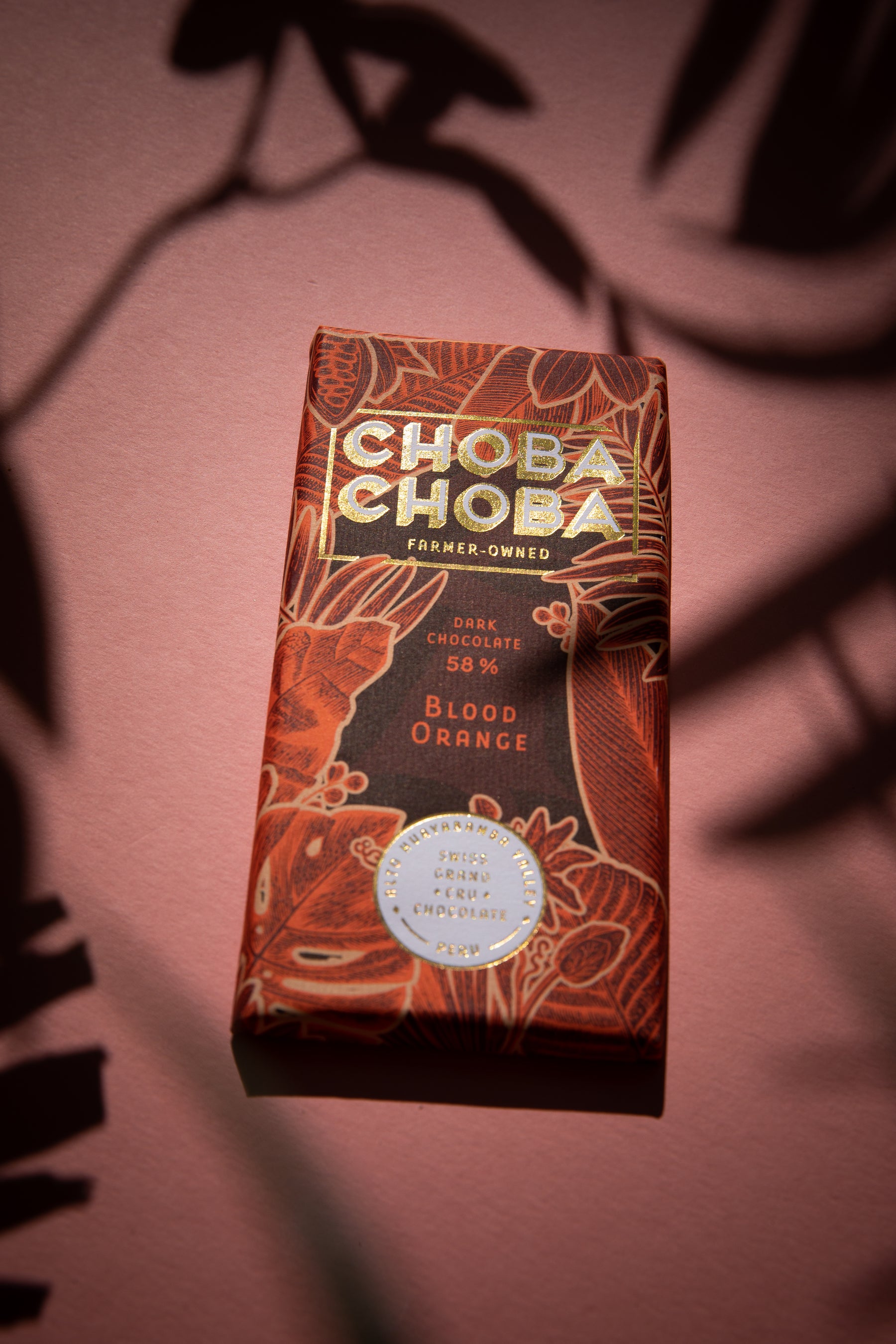 Portrait der Choba Choba Tafel Schokolade mit Blood Orange